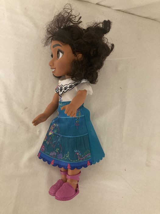 Boneca Mirabel Madrigal, 42cm Altura