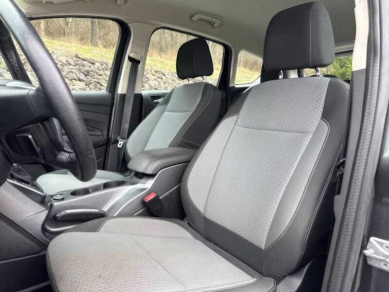 2017 Ford C-MAX Hybrid SE