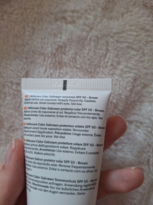Cantabria Labs  heliocare color Brown krem do opalania spf 50