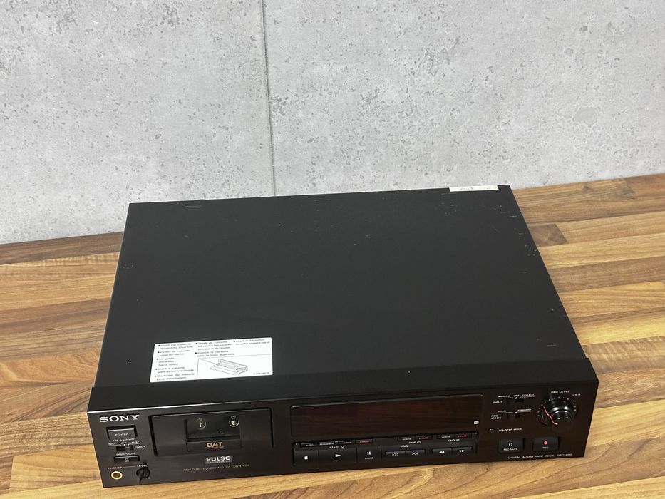 Sony DAT- DTC 690  - Digital Audio Tape Deck, sprawny, dobry model