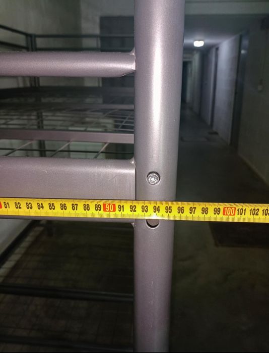 Beliche cama solteiro estrutura metálica resistente, com colchões