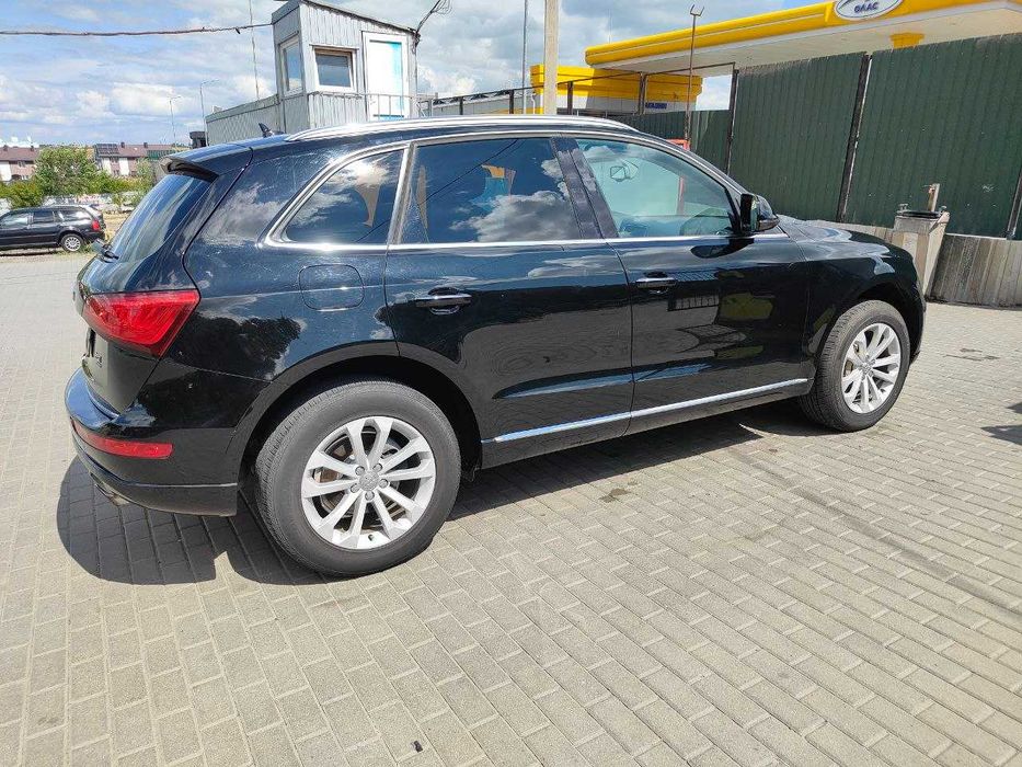 Продам Audi Q5 2014 року.