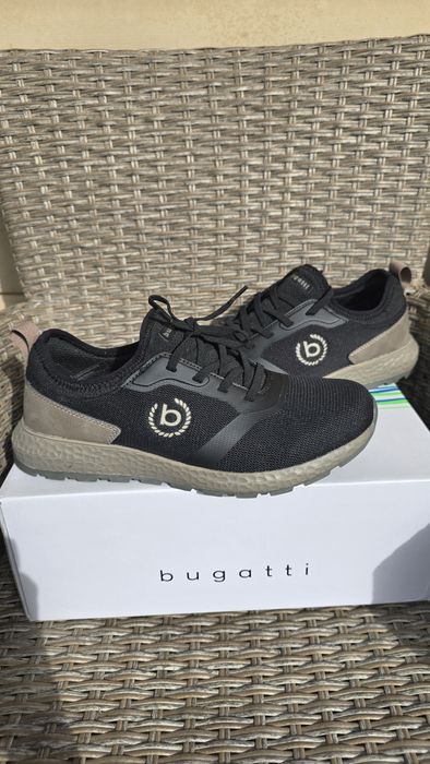 Дуже гарні та якісні  кросівки Bugatti 41-26.5