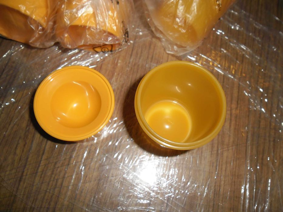 zestaw pojemników na jajko i nie tylko z Tupperware