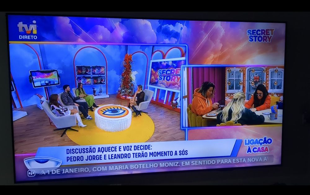 Televisão 80' Samsung