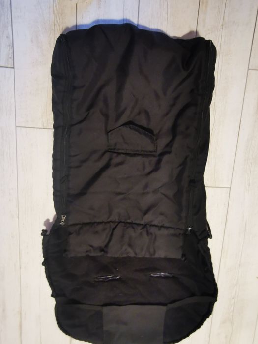 Zimowy pokrowiec do spacerówki