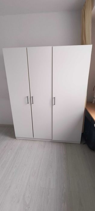 Szafa biała ikea 140x190 w dobrym stanie
