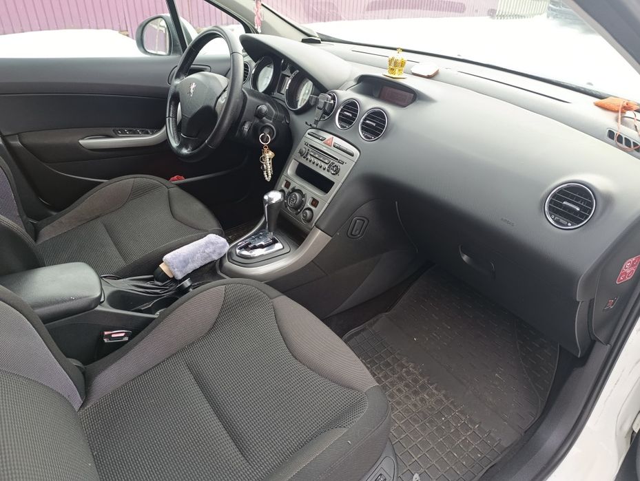 Пежо 308 1.6і АКПП