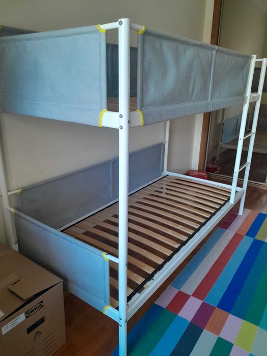 Estrutura beliche IKEA em bom estado