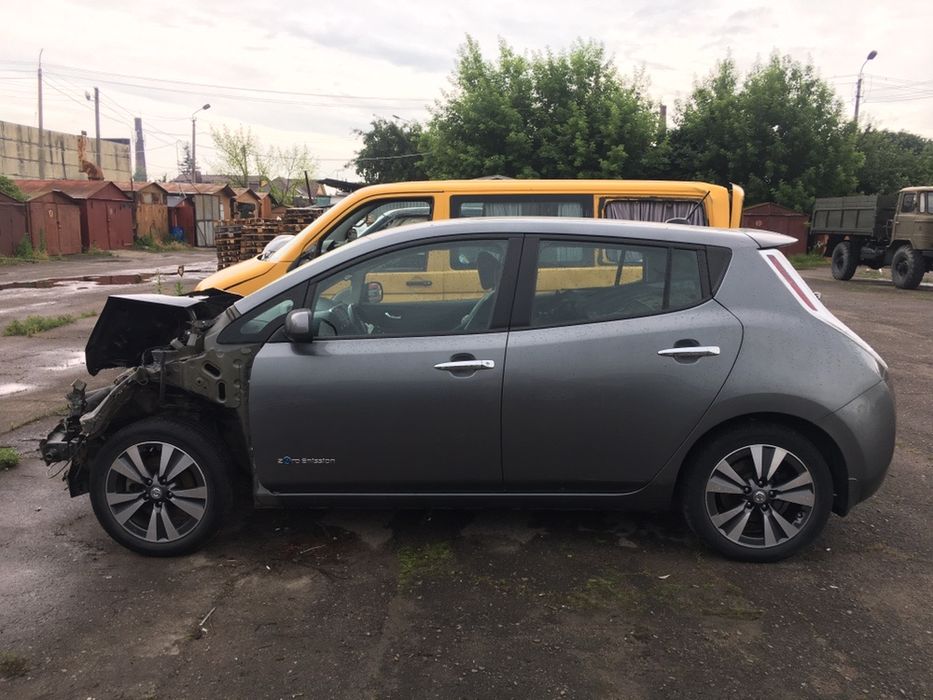 Розборка на запчастини шрот Ніссан Ліф Nissan Leaf 11-12 13-17 18-22
