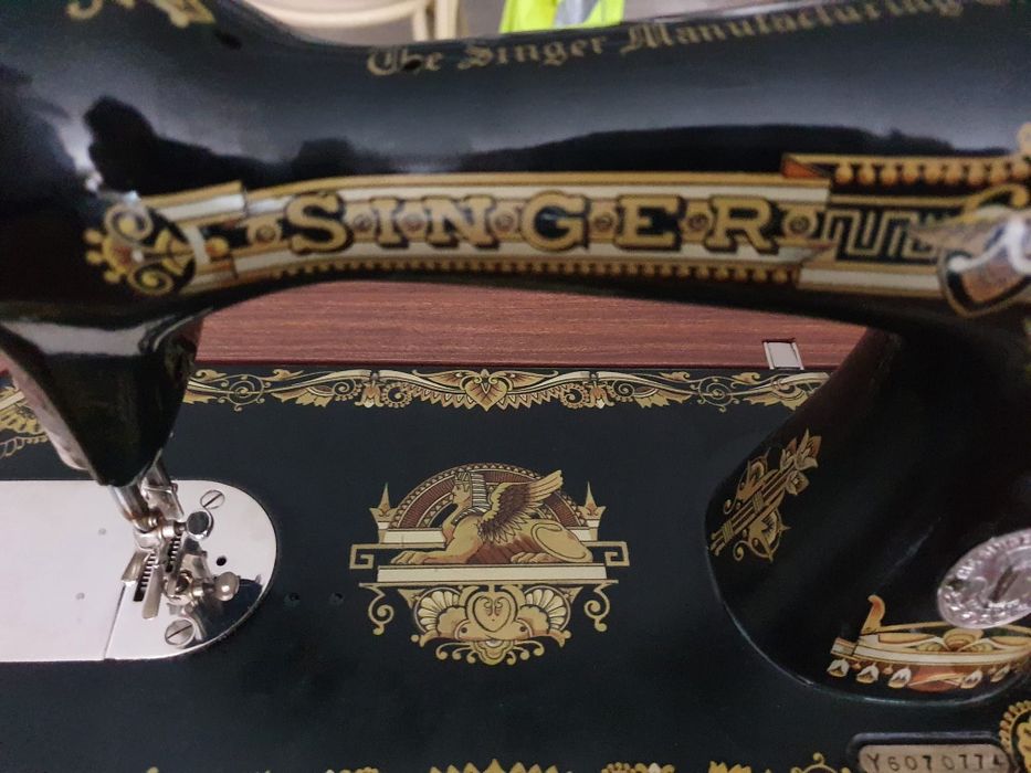 Maquina de costura Singer em ótimo estado