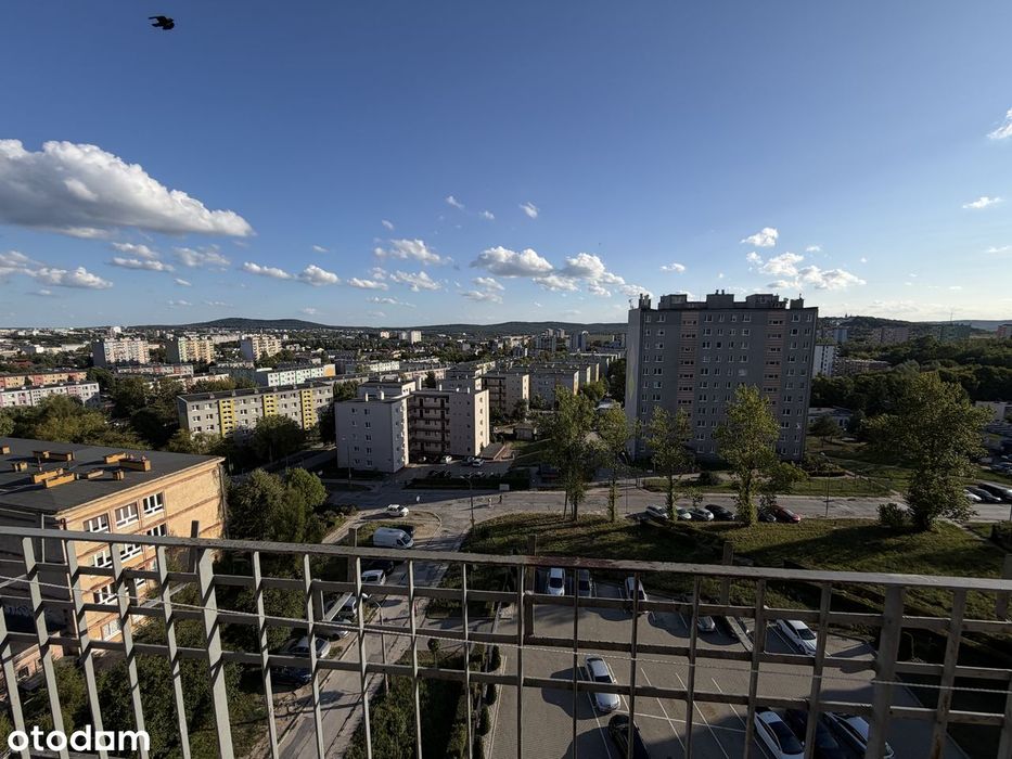 Przestronne i widne 3-pokojowe mieszkanie z balkonem