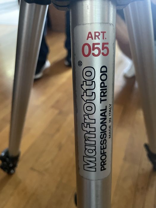 Tripe profissional - Manfrotto 055