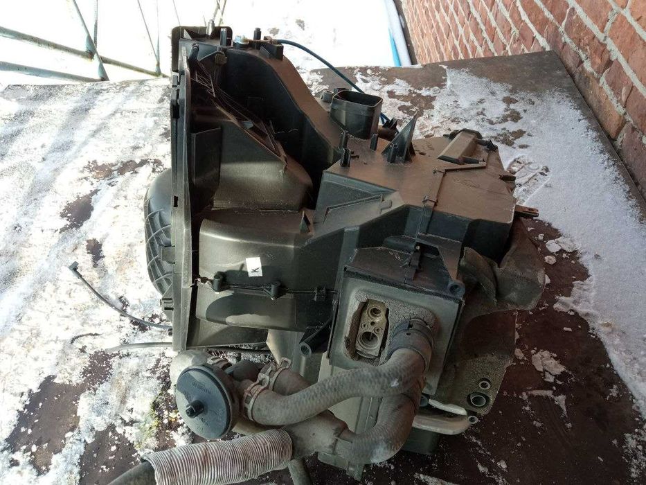 Корпус пічки печки Opel Vectra B 1995-2002 Опель 90504422 LHD 90437162