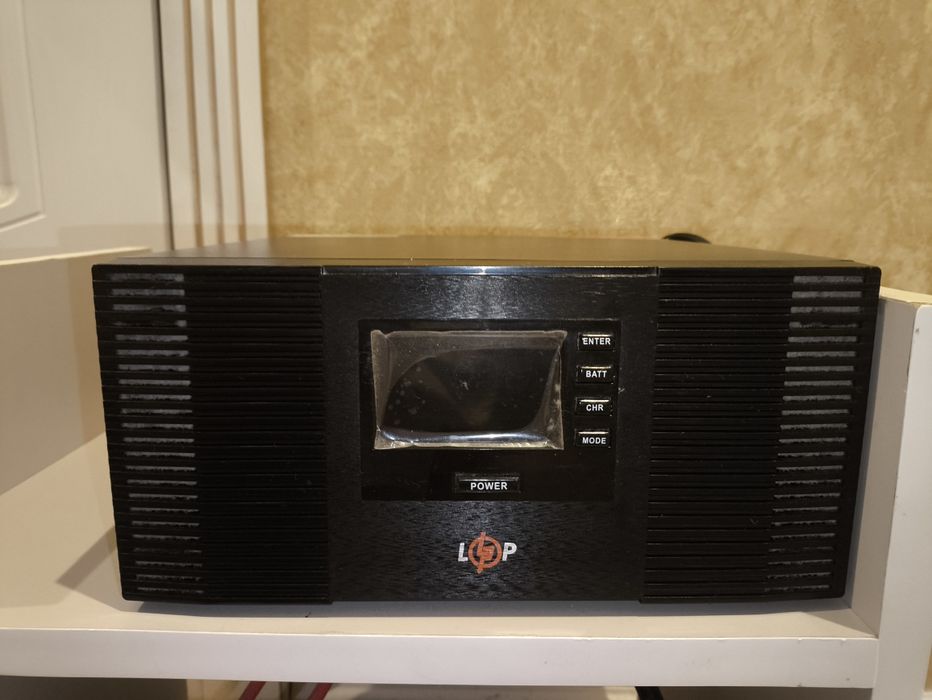 ДБЖ LogicPower LPM-PSW-1500VA. Чиста синусоїда