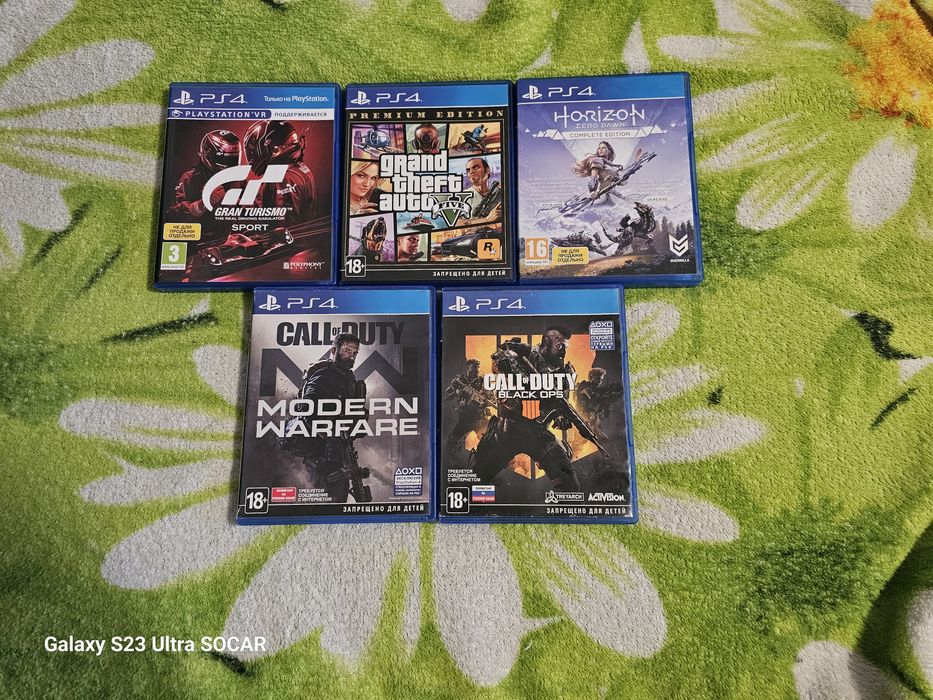 PlayStation 4 Slim 1TB новая + 5игр