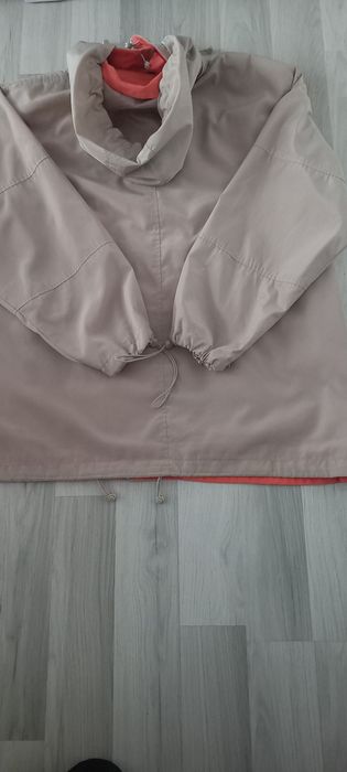 Kurtka damska przeciwdeszczowa