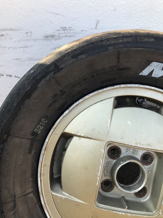 4x Pneus Slicks 13 Dunlop e Michelin em bom estado