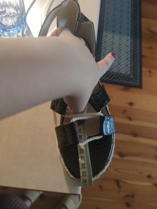 Sandały wiązane kayla