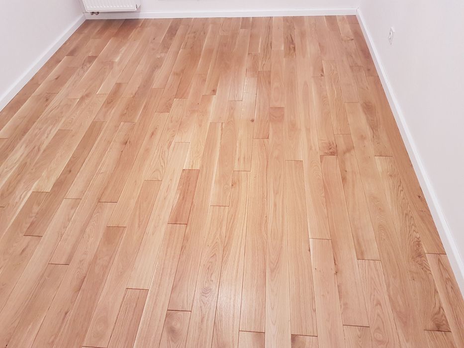 Parkiet Deska podłogowa drewniana dębowa klepka schody PRODUCENT