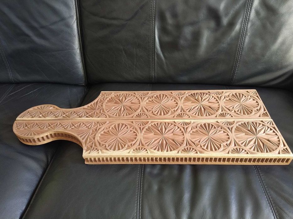Elemento de decoração em madeira rustica trabalhada. Multifuncional