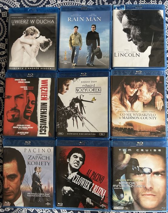 Filmy blu ray, 32 sztuki