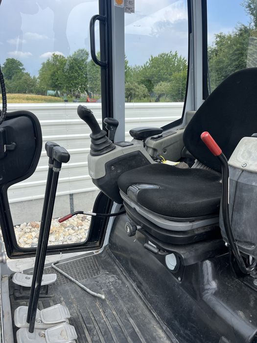Minikoparka Wacker et24