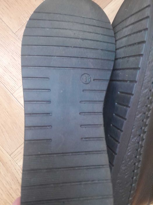 Кросовки кожаные черные женские