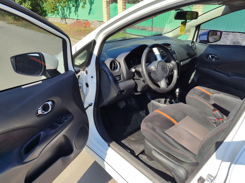 Продам Nissan Note Versa 1.6 газ/бенз