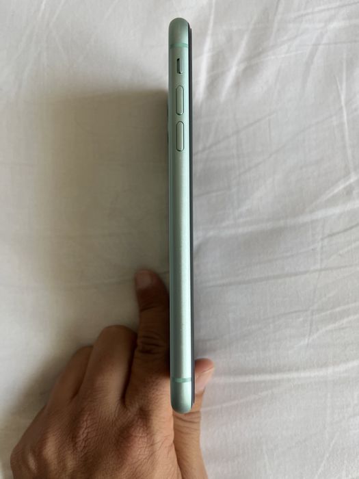 iPhone 11 - 64 GB em ótimo estado