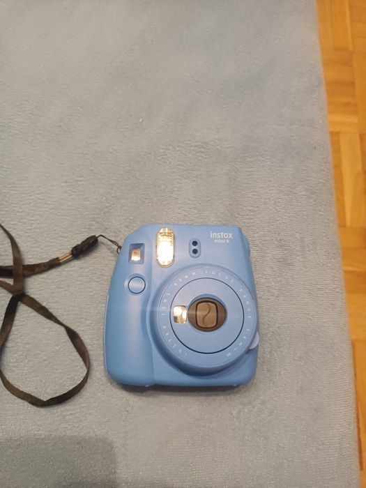 Sprzedam Instax mini 9