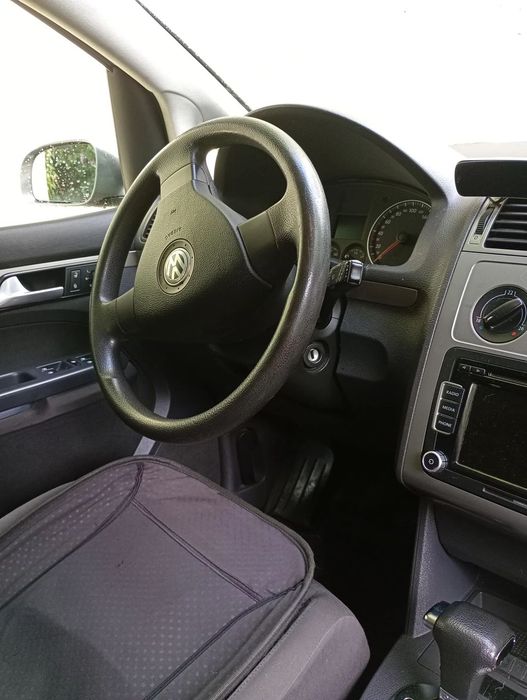 Volkswagen Touran Volkswagen Touran 7 osobowy