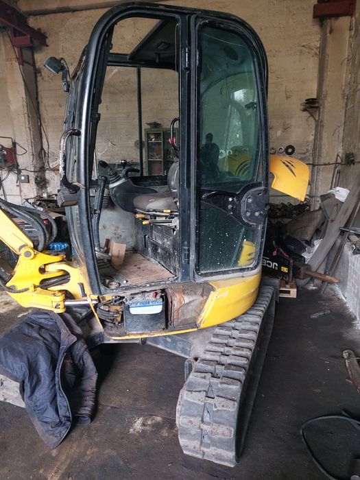 Продам мініекскаватор JCB 8030