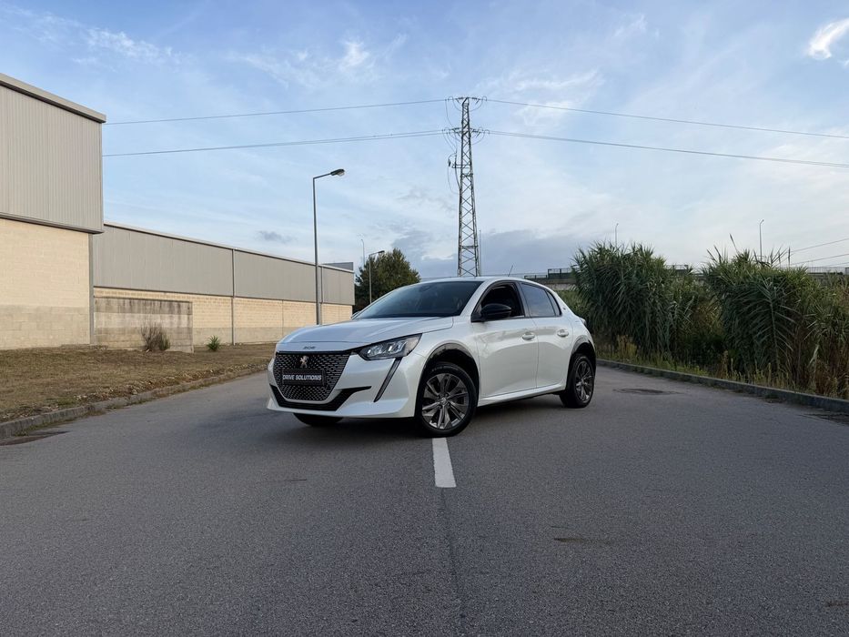 Peugeot e-208 Allure Pack