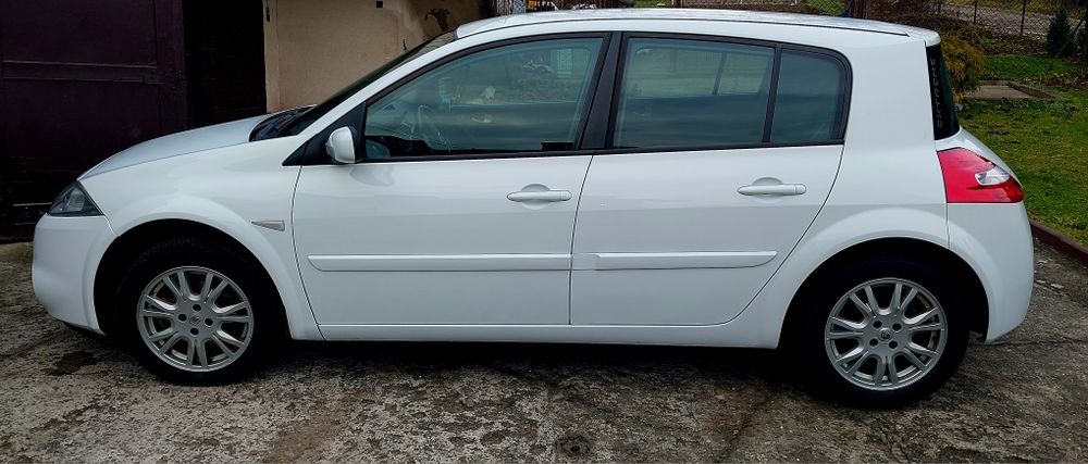 Renault Megane II lift 1.9 138 KM