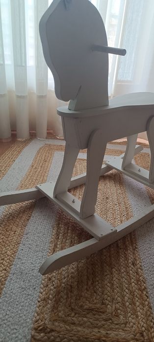 Cavalo baloiço madeira