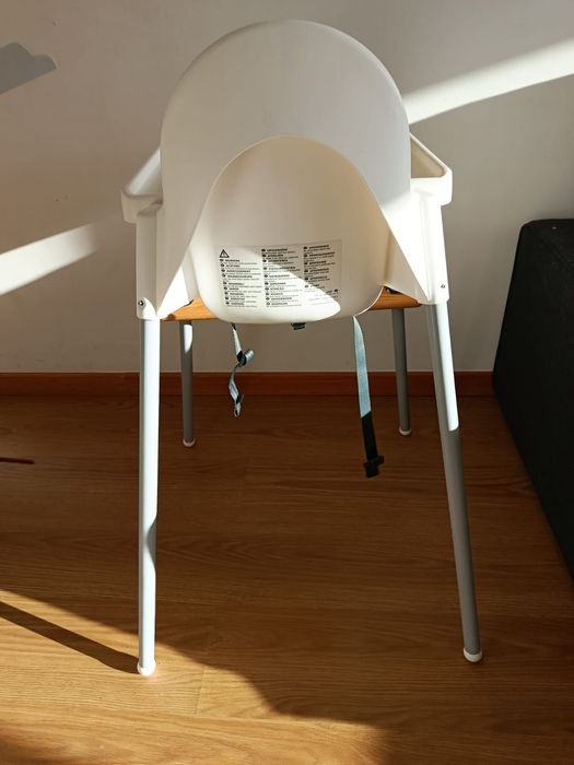 Cadeira de refeição Antilop, com tabuleiro, almofada e apoio de pés