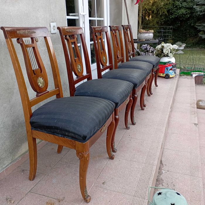 Krzesła" Biedermeier drugi" Mahoń z harfą