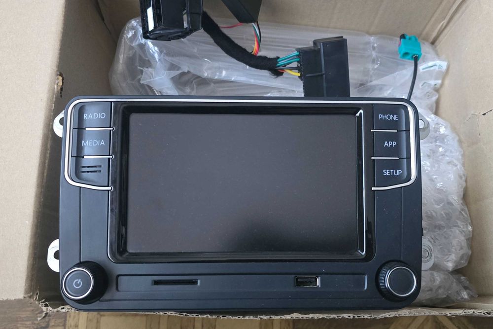RCD360 bluetooth carplay mirrorlink adapter volkswagen vw