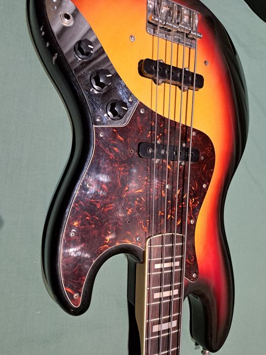 Gitara basowa Jazz Bass Columbus Japan.