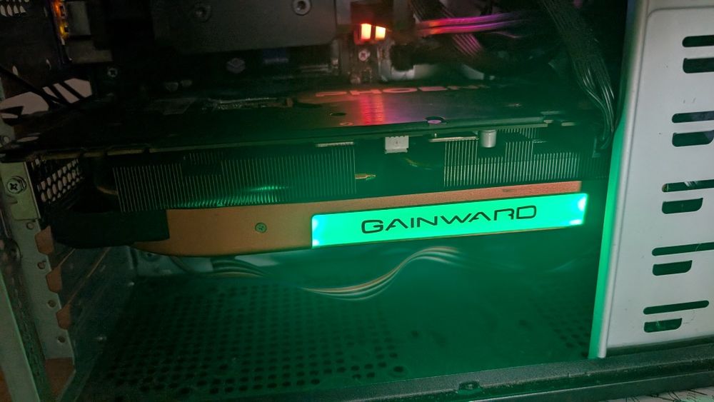 Karta graficzna Phoenix gainward GeForce GTX 1070
