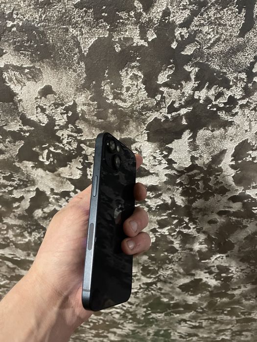 Iphone 13 6/128 midnight