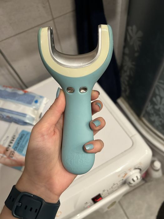 Elektryczny pilnik do stóp na sucho mokro scholl velvet smooth wet dry