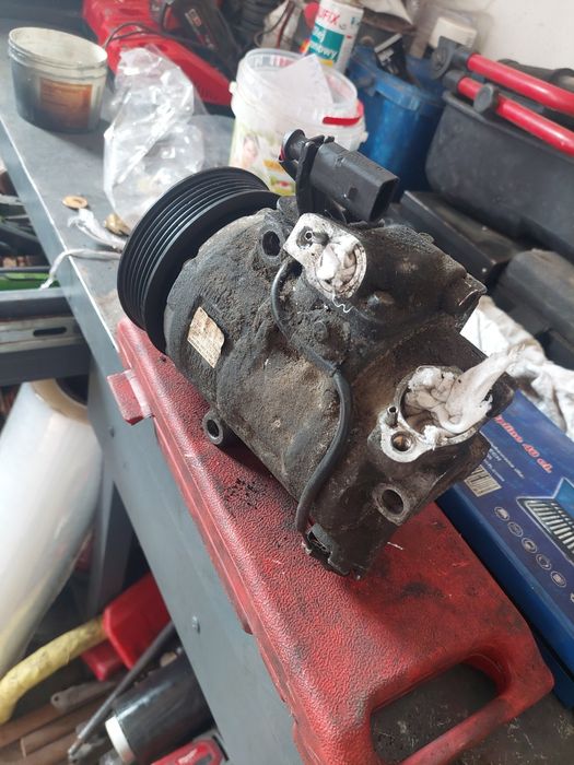 Sprężarka klimatyzacji kompresor Polo 9N 1.2 12V AZQ  DENSO