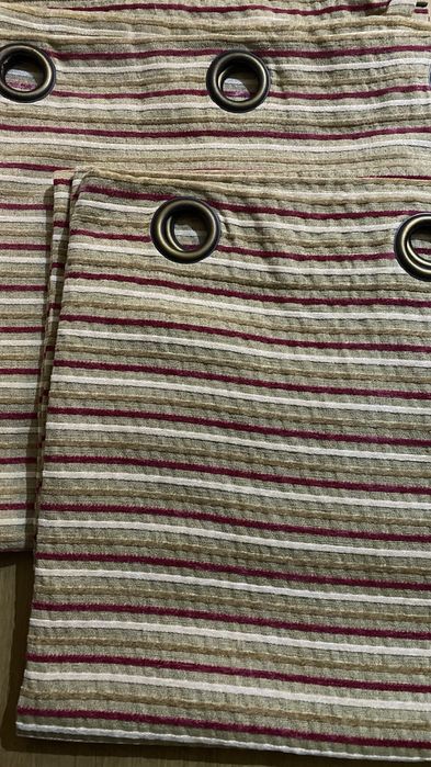 Três cortinados Gato Preto