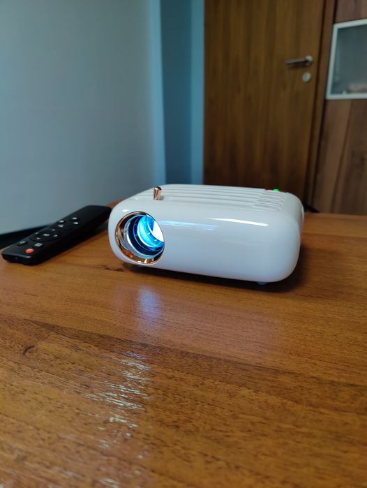 Projektor Everycom Touyinger T3, WiFi