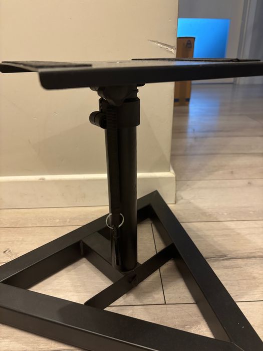 podstawki na głośniki