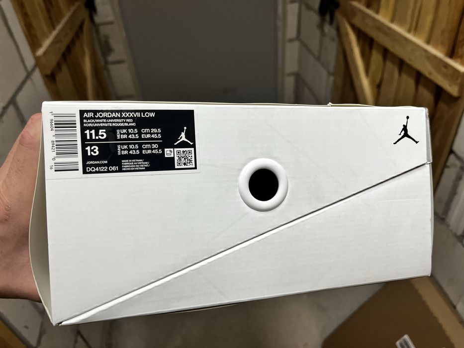 Nowe Buty Jordan 37 XXXVII Low, rozmiar 45,5, 100% oryginał.