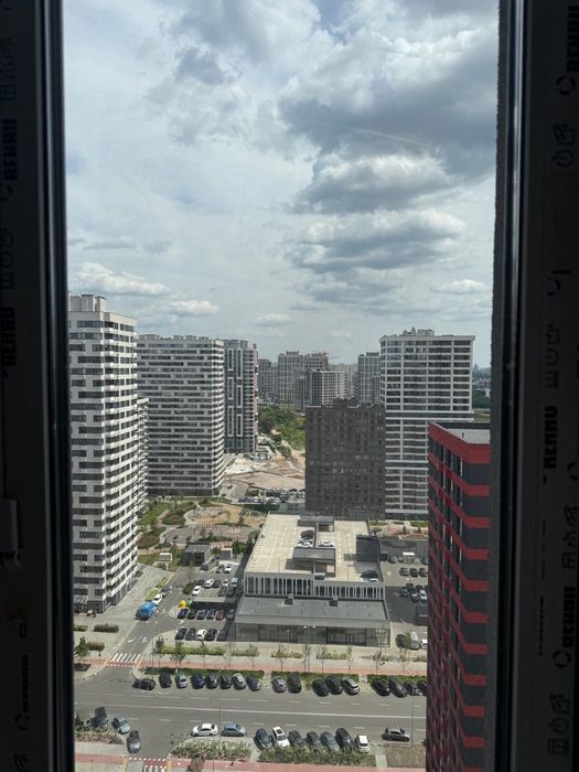 БЕЗ КОМІСІЇ та додаткових витрат 67 м²  ЖК «Варшавський 3» (буд. 10.3), Зданий. Повна автономність, Змієнка, ТРЦ Retroville!