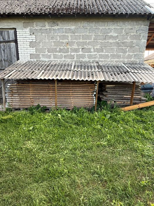 Deski dębowe 5–6 cm, sezonowane 3 lata, szerokie, ok. 3,3 m³